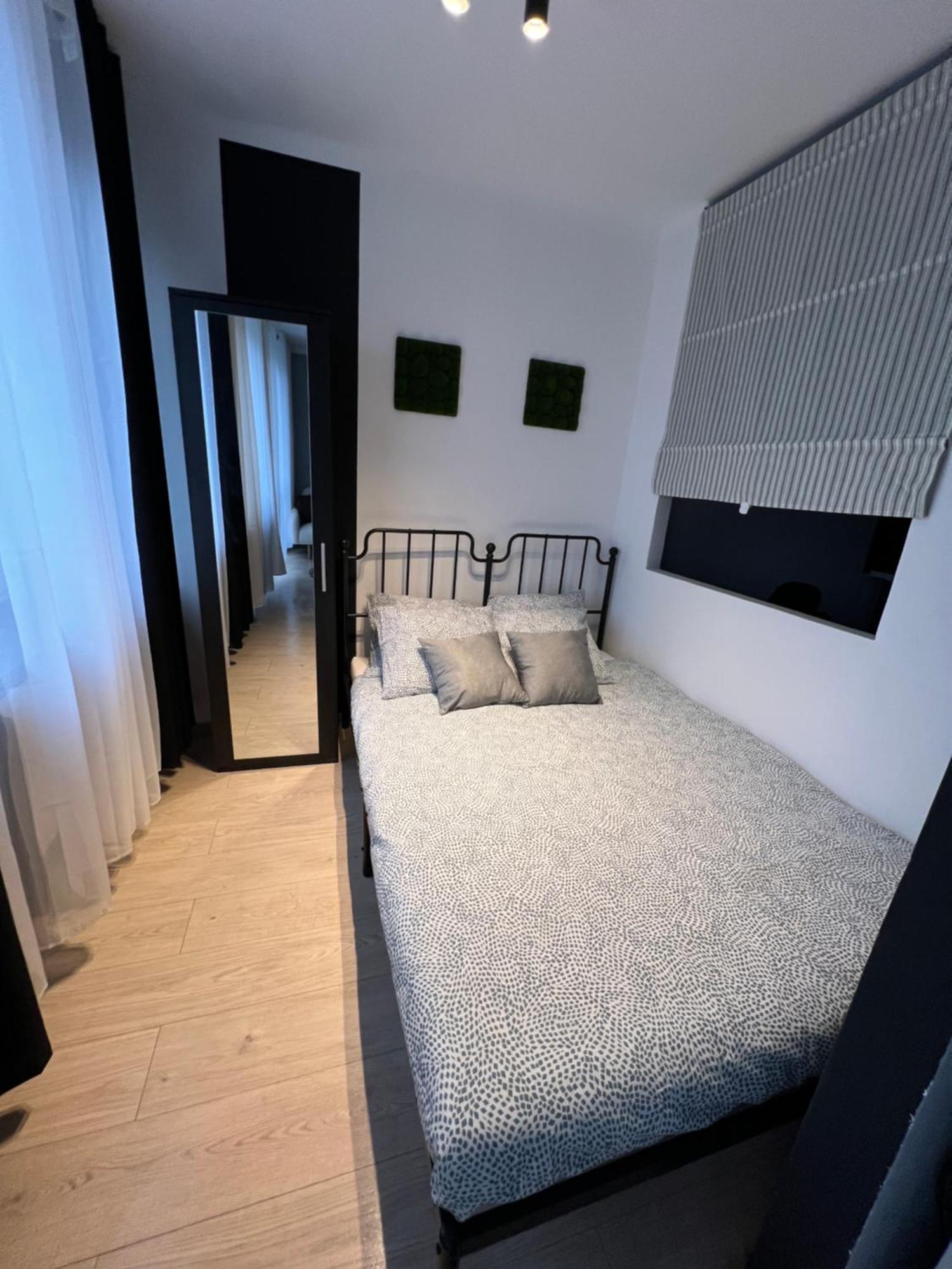 Apart Mieszkanie Chopina 7 Kielce Buitenkant foto